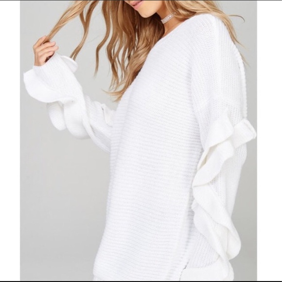 Host Pick 🥇 1 Large left 🌻 Ruffle Sleeve Sweater - Picture 6 of 7